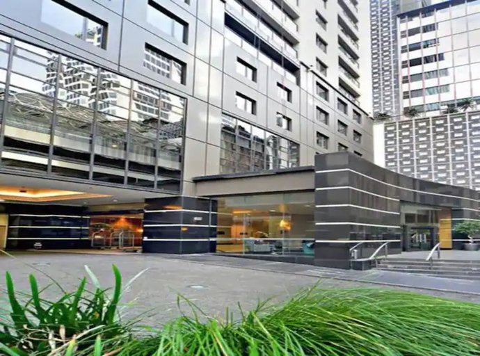 Exterior & Views 2, Chic Central Apt with Gym and Pool by Zodiak Stays, Waitakere