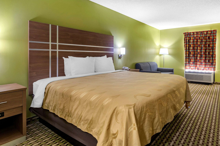 Bedroom 3, Quality Inn Brunswick, Glynn