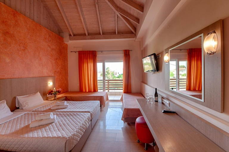 Bedroom 3, Giovanni Mare, West Greece