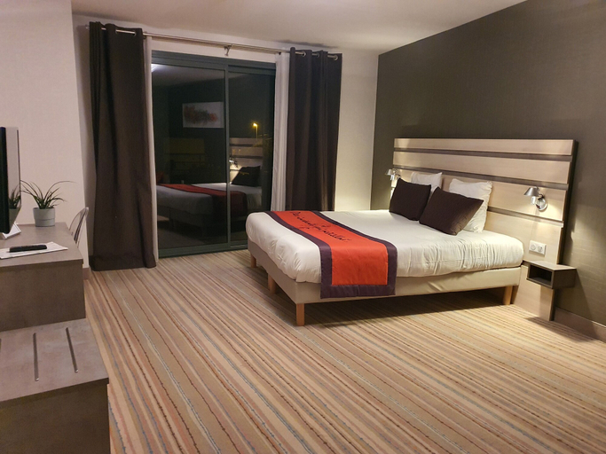 Bedroom 3, Au Coeur Des Bulles, Aube