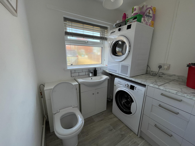 Bathroom 3, Coastal Getaway in Heacham, Cambridgeshire