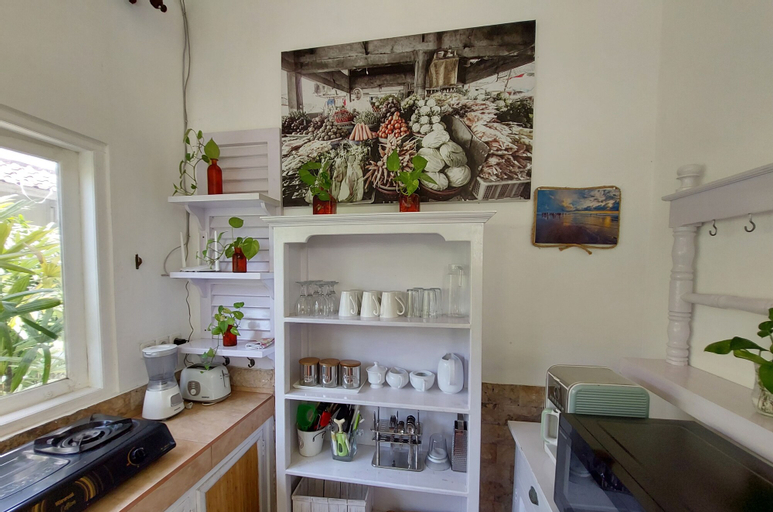 Dining Room 27