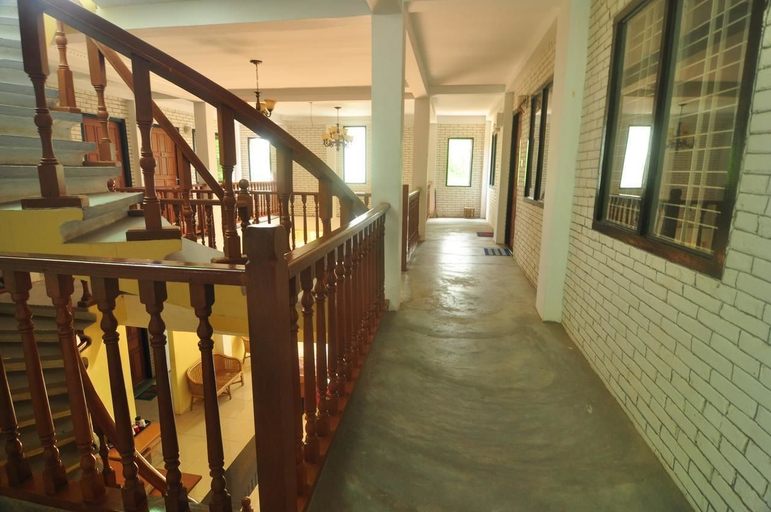 Others, Golden Rose Guest House, Myingyan