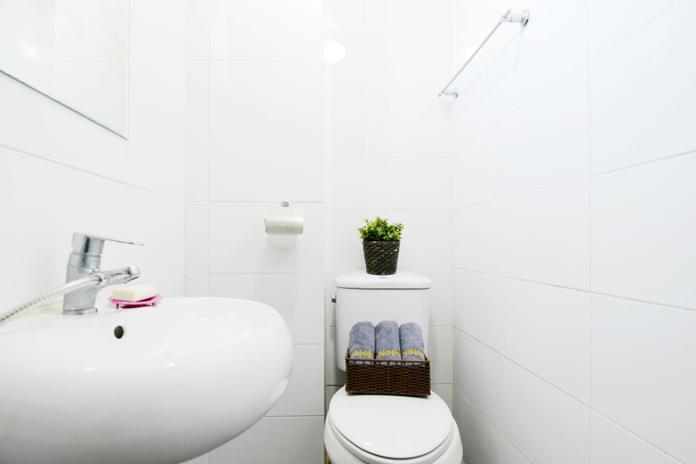 Bathroom 3, Sea Story, Taean