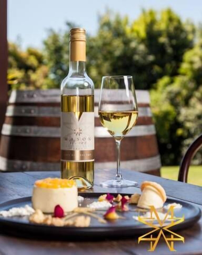 Food & Drinks 3, Mason Wines, Tamborine Mountain