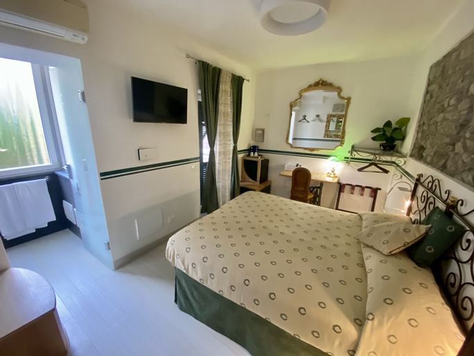 Bedroom 22