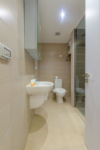 Bathroom 4, VESTA - Luxury APT - 2BR - Gcribs (II), Al-Ghurdaqah 2
