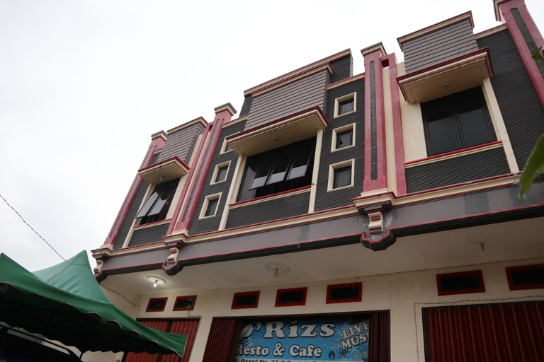 Exterior & Views 2, OYO 1728 D'rizd Homestay Syariah, Bukittinggi