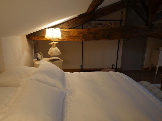 Bedroom 4, Le Domaine d'Ardgalen, Gironde