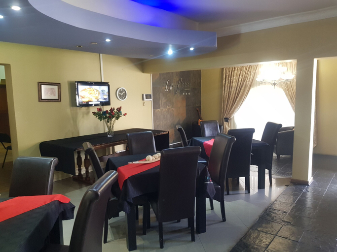 Food & Drinks 5, La Picasso Guesthouse, Gert Sibande