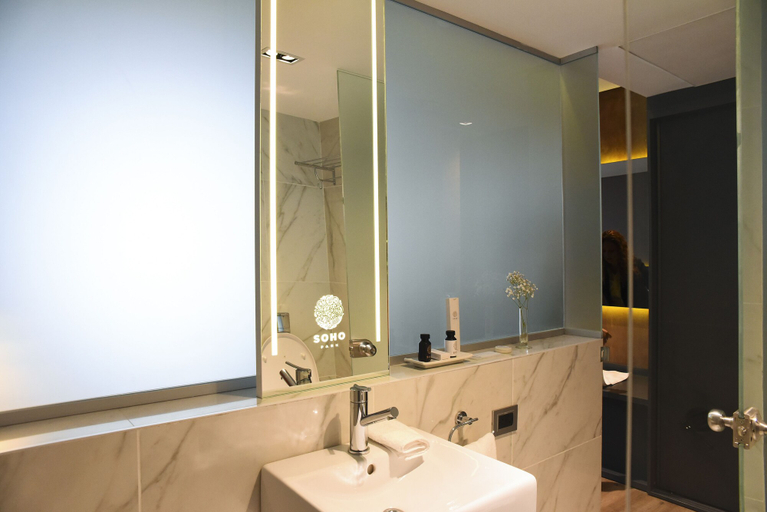 Bathroom 3, Hotel Soho Suites, San Justo