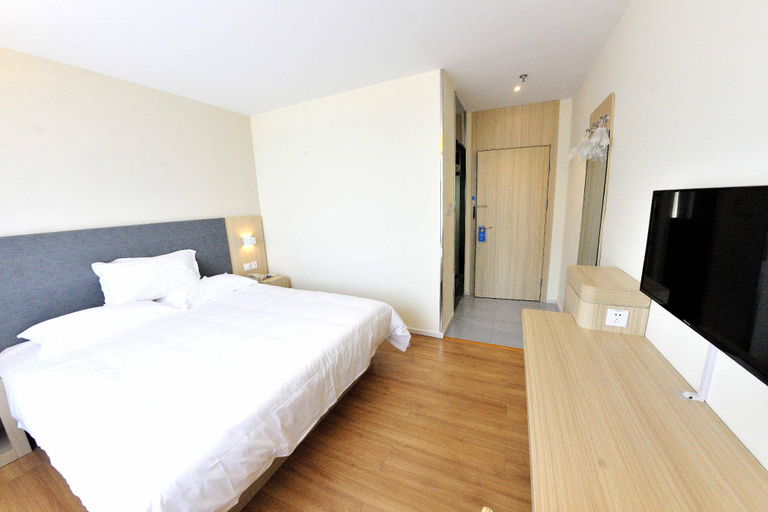 Bedroom 3, Hanting Hotel Jixi Railway Station, Jixi
