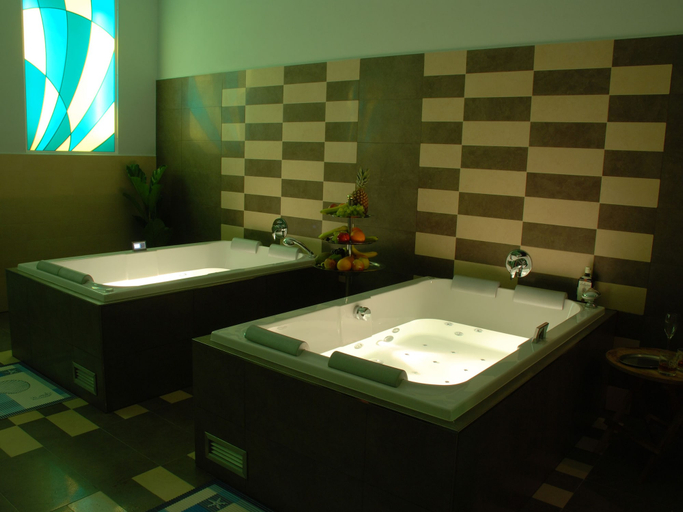 Bathroom 4, EA Hotel Downtown, Praha 1