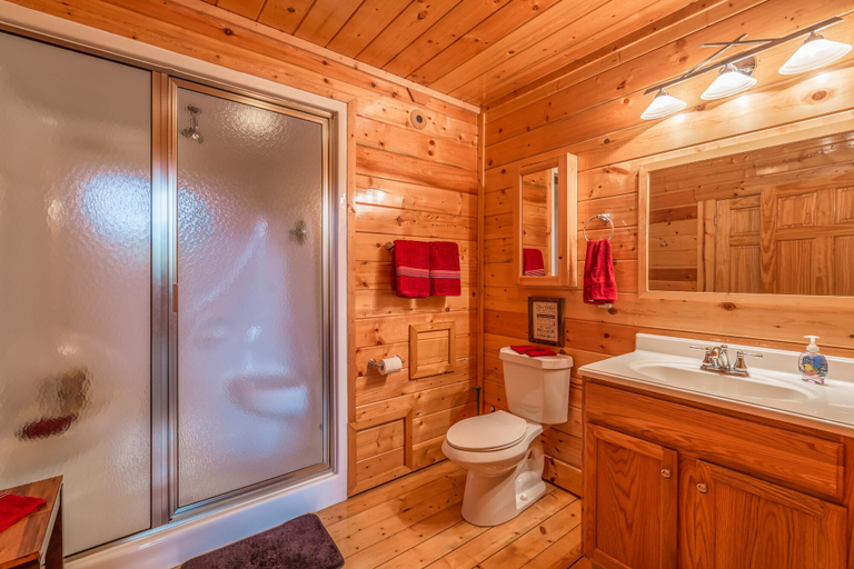 Bathroom 3, Bear Essentials Lodge, Sevier