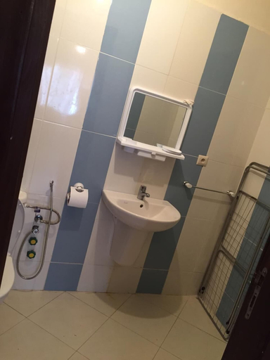 Bathroom 3, La porte de sidi bouzid, El Jadida