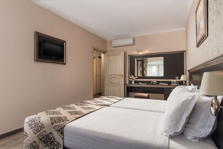 Bedroom 3, Hotel & SPA Diamant Residence - All Inclusive, Nesebar