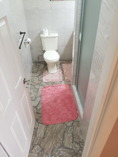 Bathroom, Malaj Getaway