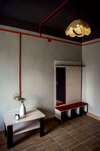 Others 5, Filosof - Hostel, Smolensk