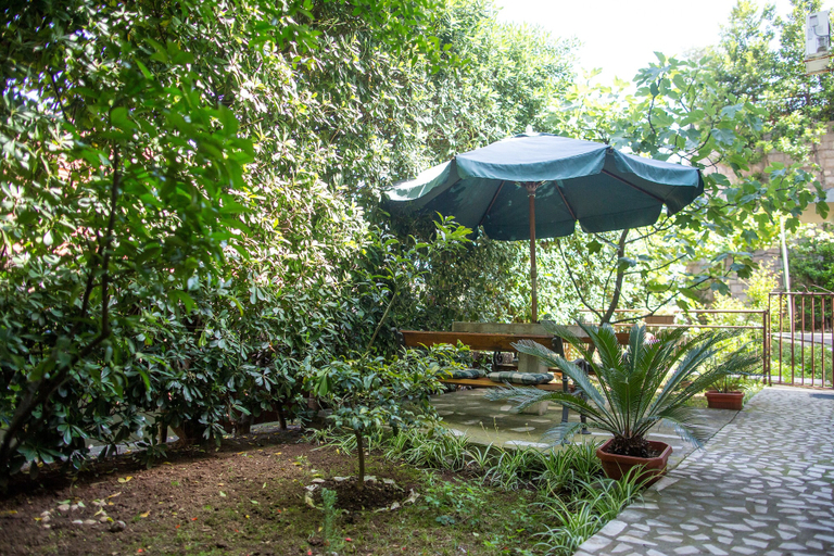 Others 3, Apartment Azur