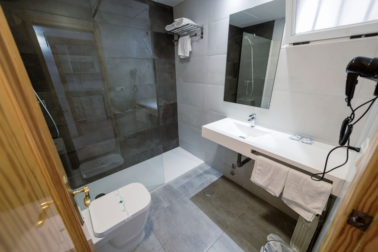 Bathroom 4, Apartamentos Primavera Loix, Alicante