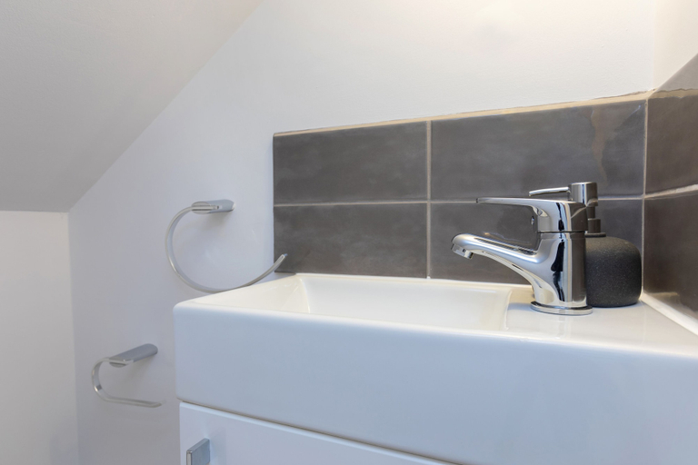 Bathroom 4, Cozy Cove Chapel, Dorset