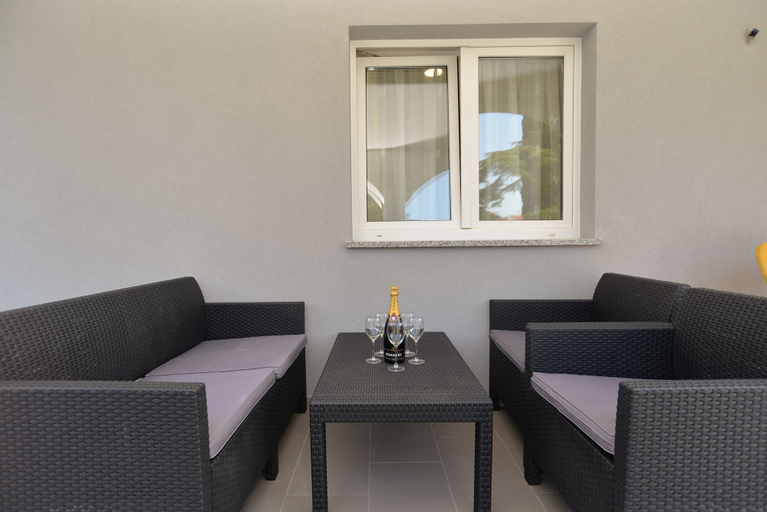 Others 4, Apartment 1701, Fažana