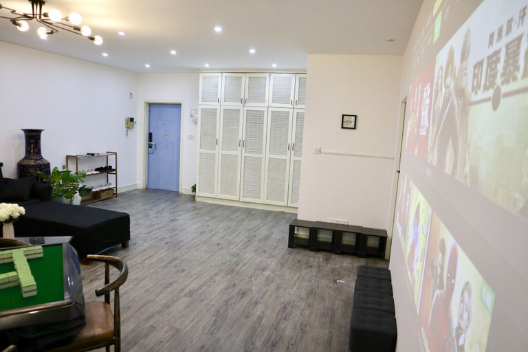 Others 4, Qing Apartment Family Theatre, Chongqing