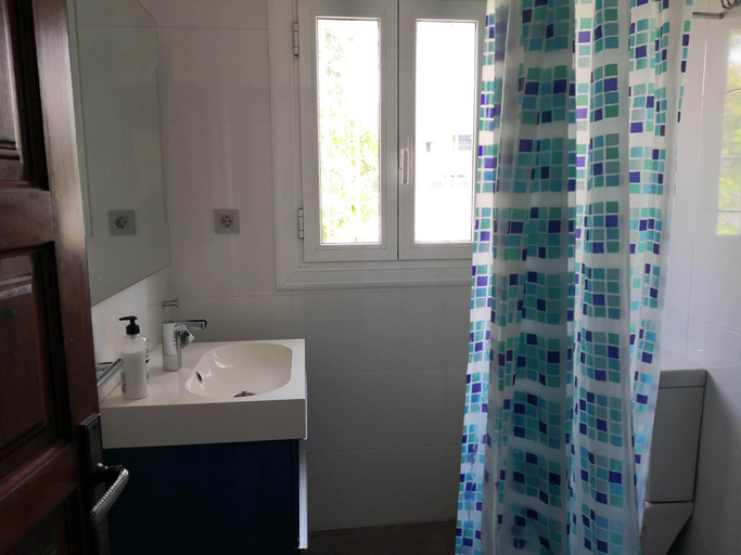 Bathroom 4, Villa con gran piscina en zona residencial, Tarragona