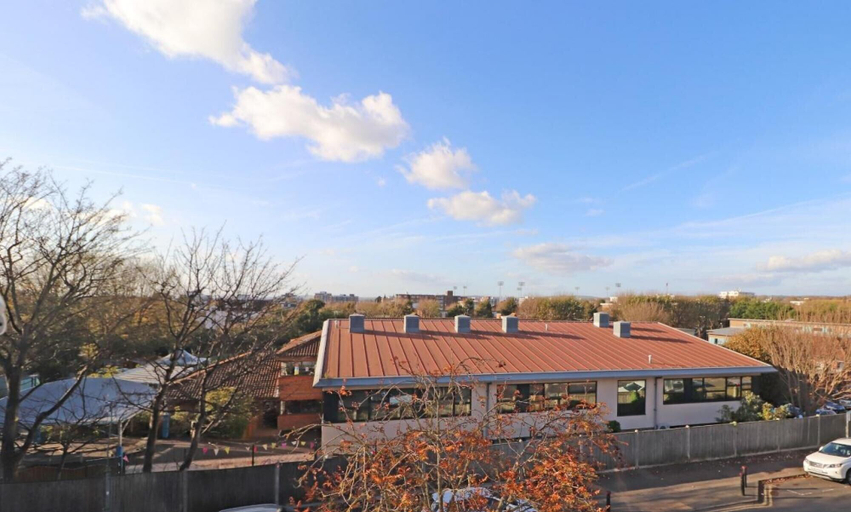 Others 5, Brunswick Fab Pad - 2 Bedroom 2 Bathroom Garden View Balcony, Brighton and Hove