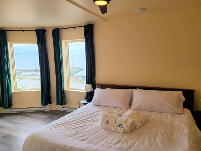 Bedroom 2, Auberge du Cap, La Haute-Gaspésie