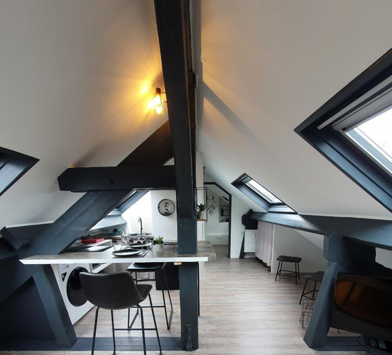 Others 4, The lodge de la Gare, Seine-Maritime