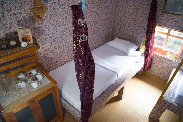Bedroom 3, The Rabbit Tree - Hostel, Lombok