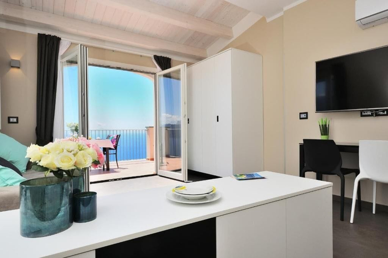 Others 5, Amalfi Blu Retreat, Salerno