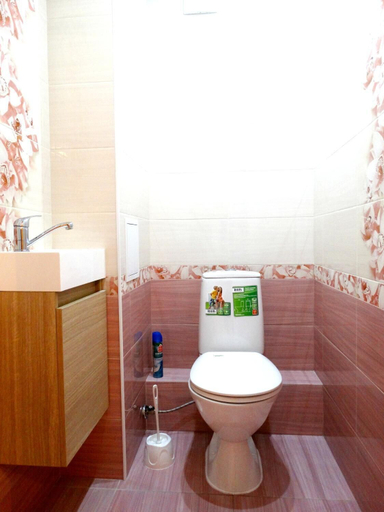 Bathroom 4, Inndays on Pionerskaya 1-2, Tula
