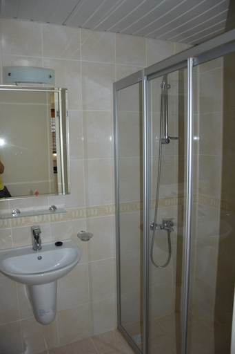 Bathroom, Park Apartment by Turkish Lettings, Fethiye