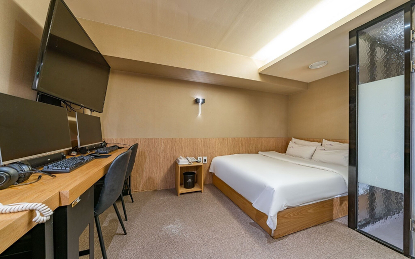 Bedroom 3, Sinchon Localfriends Hotel, Seodaemun