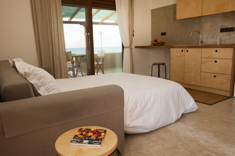 Bedroom 5, Horizonte Seafront Suites, Crete