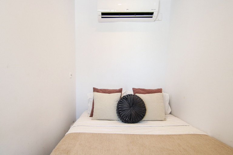 Bedroom 2, Phaedrus Living: Seaside Luxury Flat Harbour 105
