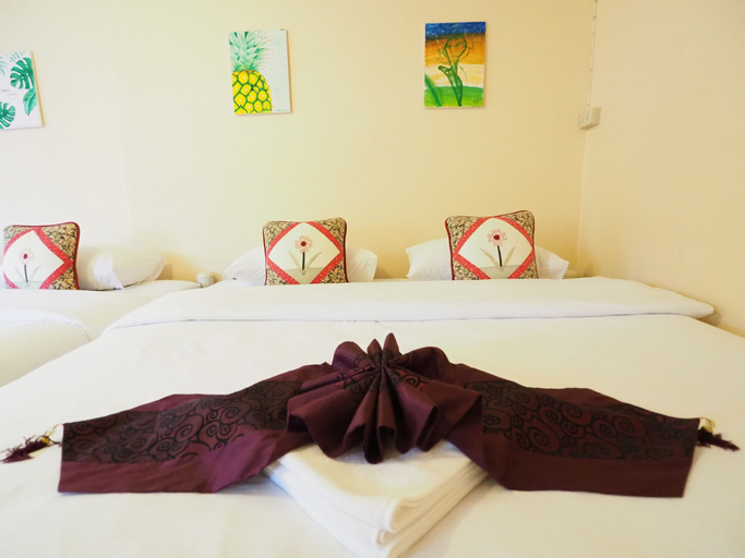 Bedroom 3, Baan Pun Sook, Tha Mai