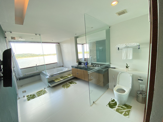 Bathroom 4, Siam Triangle Hotel, Chiang Saen