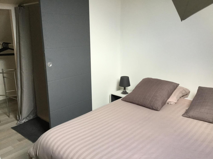 Bedroom 4, Le Clos De La Tour, Isère