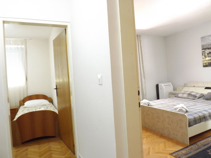 Bedroom 3, Three Bedroom Apartment With Garden
