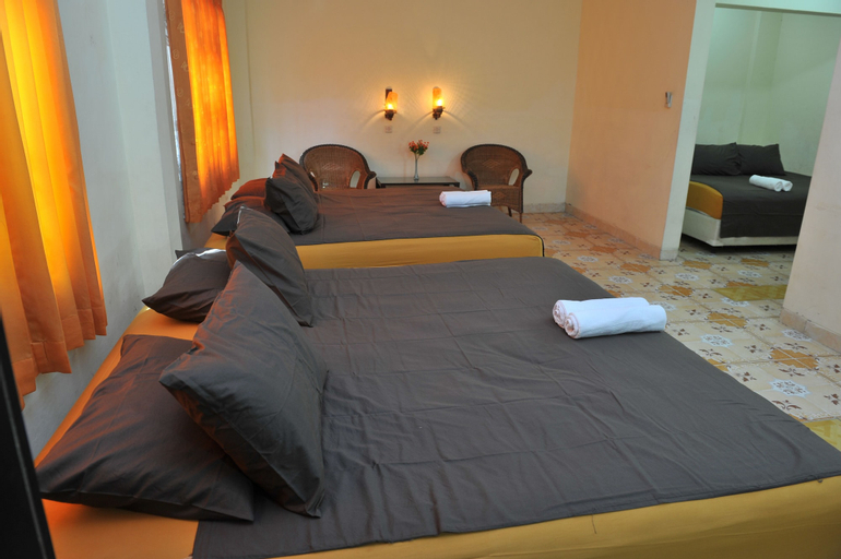 Bedroom 2, Hotel King's, Kulon Progo