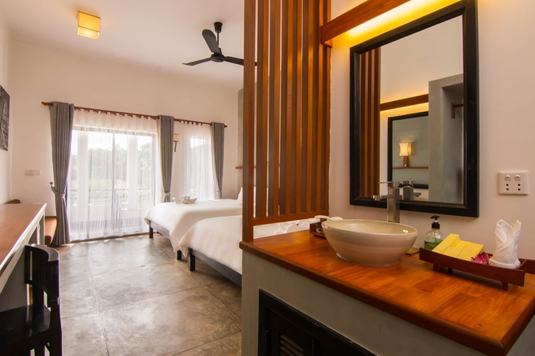Bathroom 3, Ompil Angkor Residence, Siem Reap