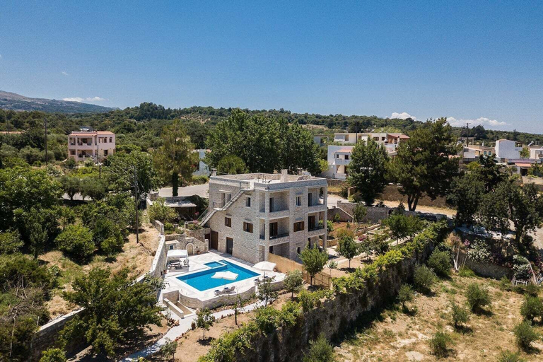 Exterior & Views 2, Peacefull Stone-Built Villa, Crete