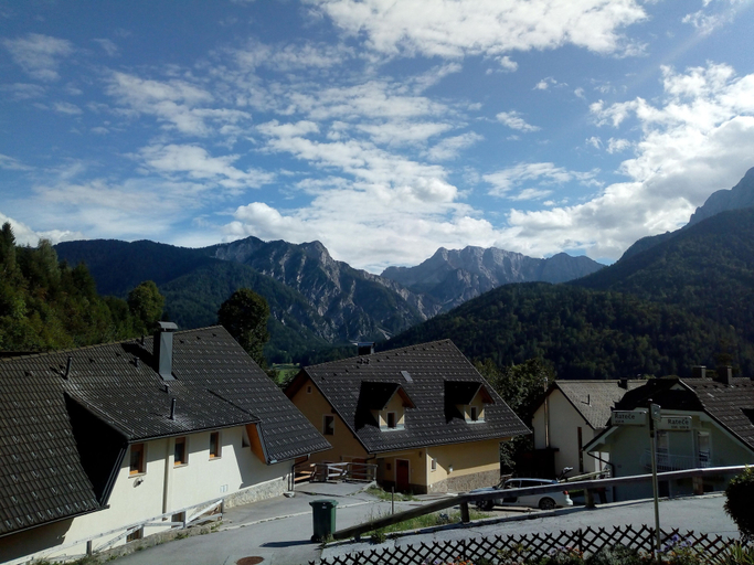 Exterior & Views 2, Immaculate 2-bed Apartment in Rateče Planica, Kranjska Gora