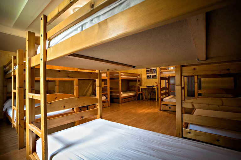 Bedroom 2, Gite de la Martinette, Isère