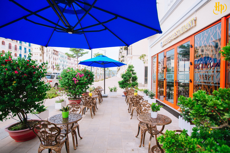 Food & Drinks 5, Harry Phu Quoc 1, Phú Quốc