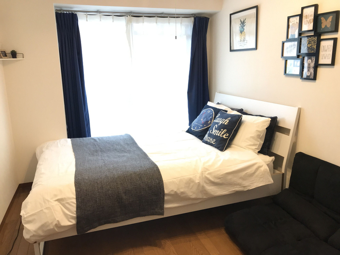 Bedroom 2, Apartment Y Legendoal Nipponbashi, Osaka