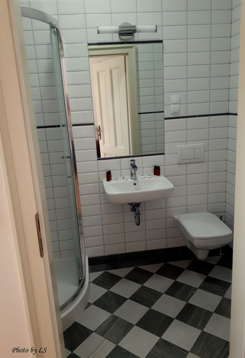 Bathroom 3, Kasztanowy Pałac, Poznań